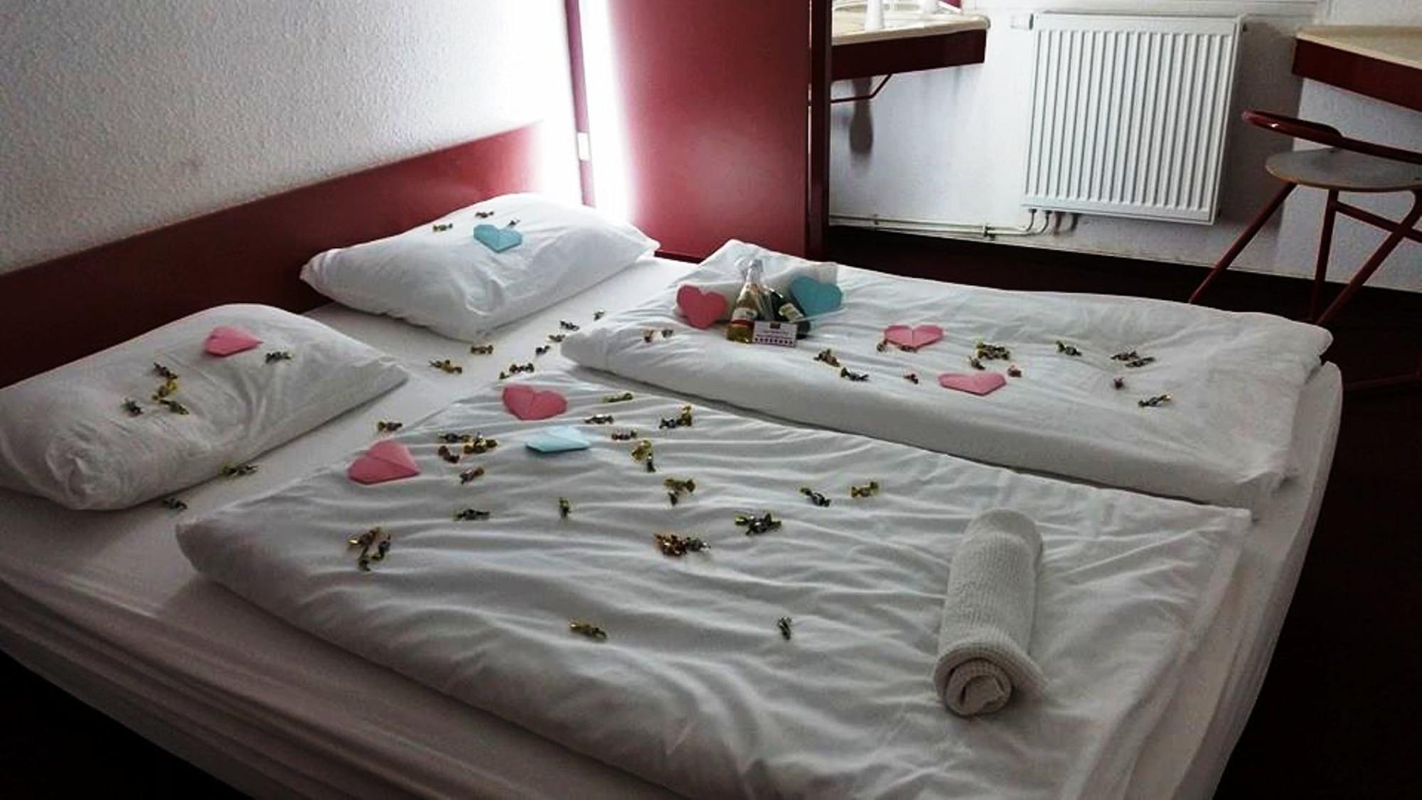 Drive Inn Hotel Törökbálint Dış mekan fotoğraf