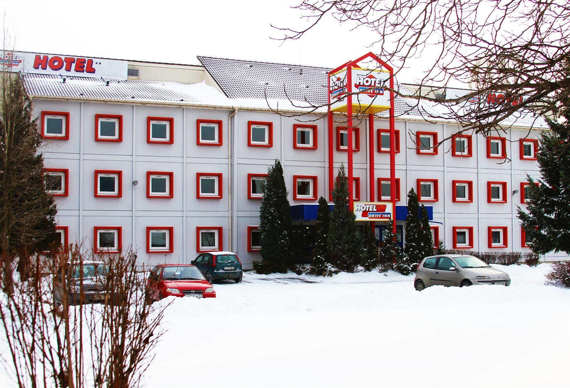 Drive Inn Hotel Törökbálint Dış mekan fotoğraf